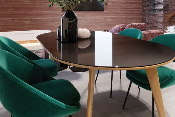 Apartment image - example of table and chairs